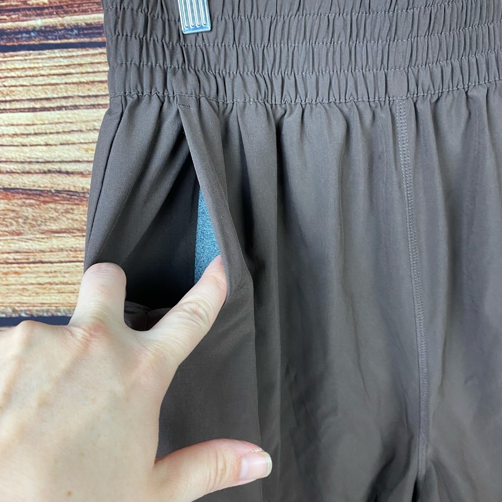 Vuori Java Lightweight Villa Short - image 6